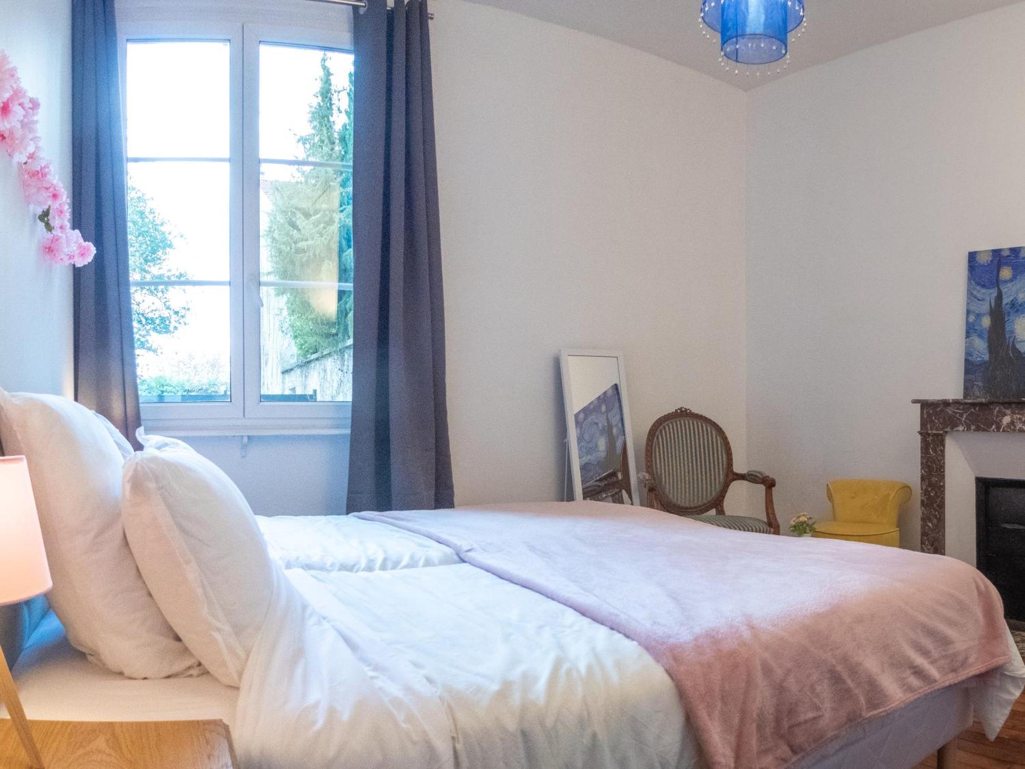 L'Amour De La Paix - Centre-Ville - Jardin - Proche Gare - Tv65"Primevideo - Ambiance Tres Chaleureuse - Parking Gratuit Sous-Video Surveillance Proche - Gere Par Presta-Zen'Services Verdun Exterior foto